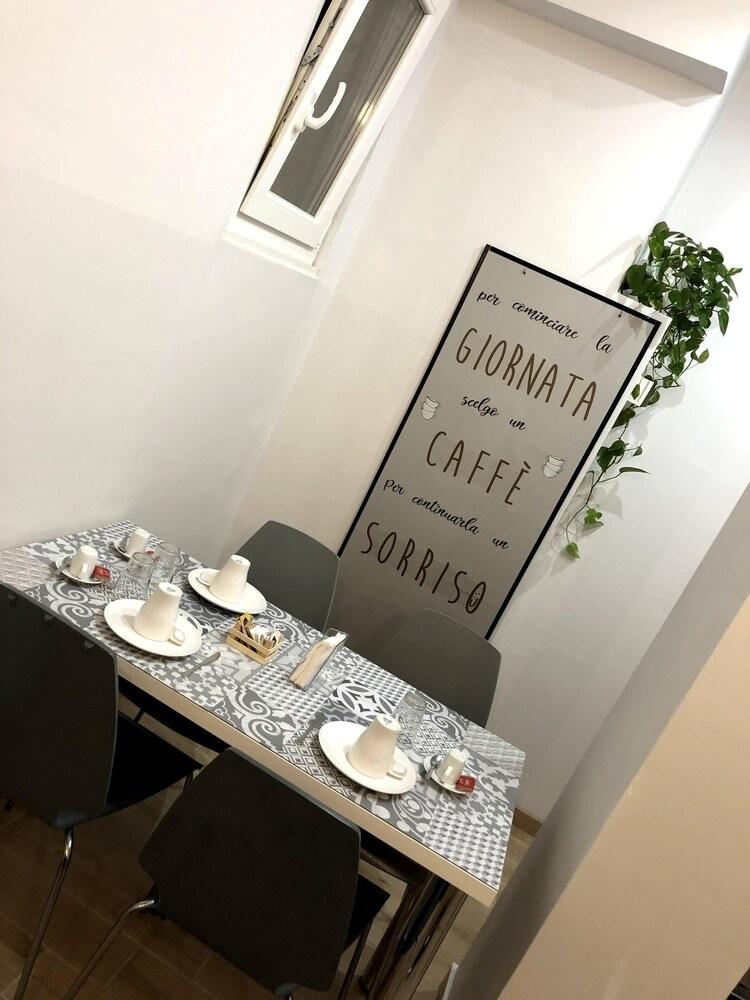 Bed and Breakfast Avec Moi Roma Экстерьер фото