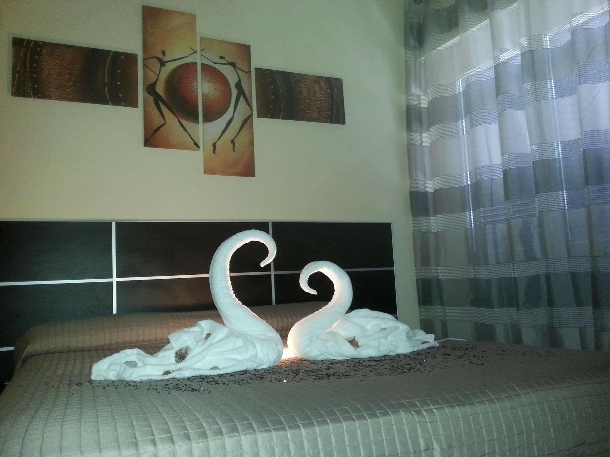 Bed and Breakfast Avec Moi Roma Экстерьер фото